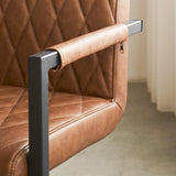 Esszimmerstuhl Ruben Dimehouse Cognac LxBxH 71x59x58 Kunstleder Ambienteaufnahme Detail
