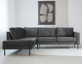 Sofa Gaya DeGeBe Anthrazit Stoff Stimmungsvolles Foto Vorderansicht