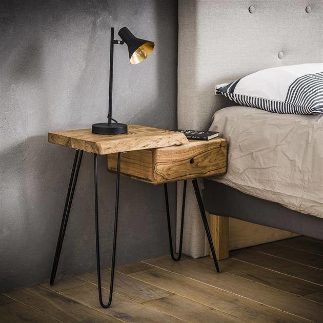 Nachttisch Aberdeen DH Interior Akazie LxBxH 63x42x25 Akazienholz Ambientefoto diagonale Vorderansicht