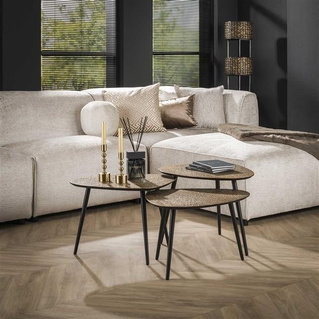 Couchtisch Betty DH Interior Bronze LxBxH 65x55x16 Bronze Stimmungsvolles Foto diagonale Vorderansicht