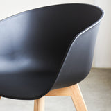 Esszimmerstuhl Herning Dimehouse Schwarz LxBxH 68x60x51 Kunststoff Stimmungsfoto Detail