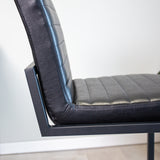 Barhocker Kuba Dimehouse Schwarz LxBxH 93x58x53 Kunstleder Atmosphärenfoto anders