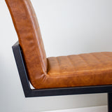 Barhocker Kuba Dimehouse Cognac LxBxH 72x69x54 Kunstleder Stimmungsvolles Fotodetail