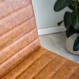 Barhocker Kuba Dimehouse Cognac LxBxH 72x69x54 Kunstleder Stimmungsvolles Fotodetail